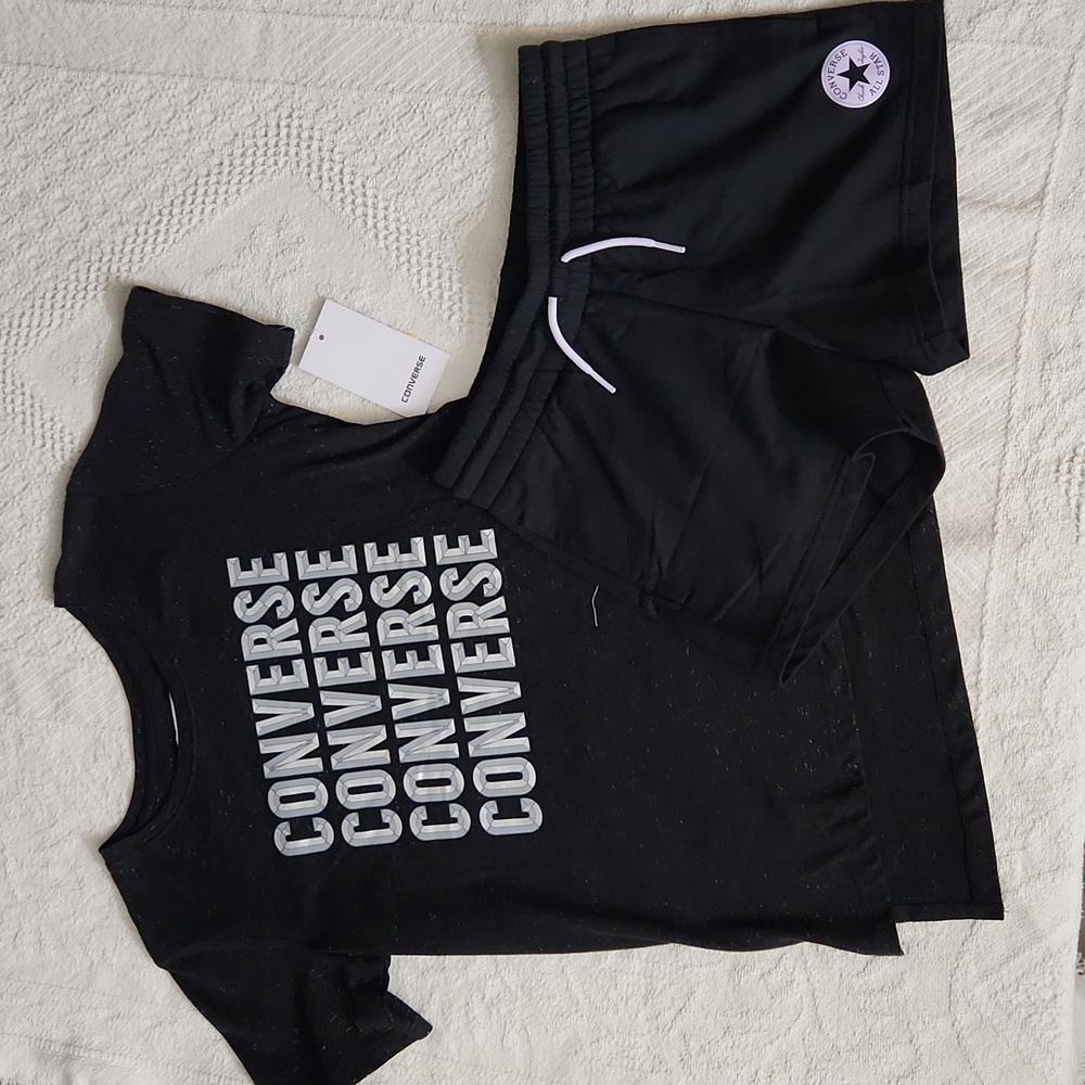 🆕️ Converse Short Set - Picture 2 of 7